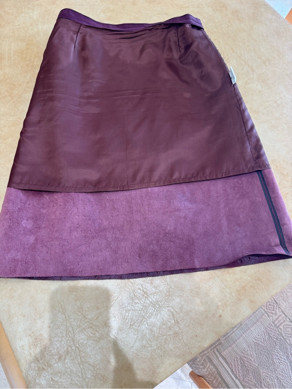 PRICE DROP: BERGDORF GOODMAN,6, LINED, Wine-Red OSTRICH-EMBOSSED CALF LEATHER ST - Picture 9 of 12